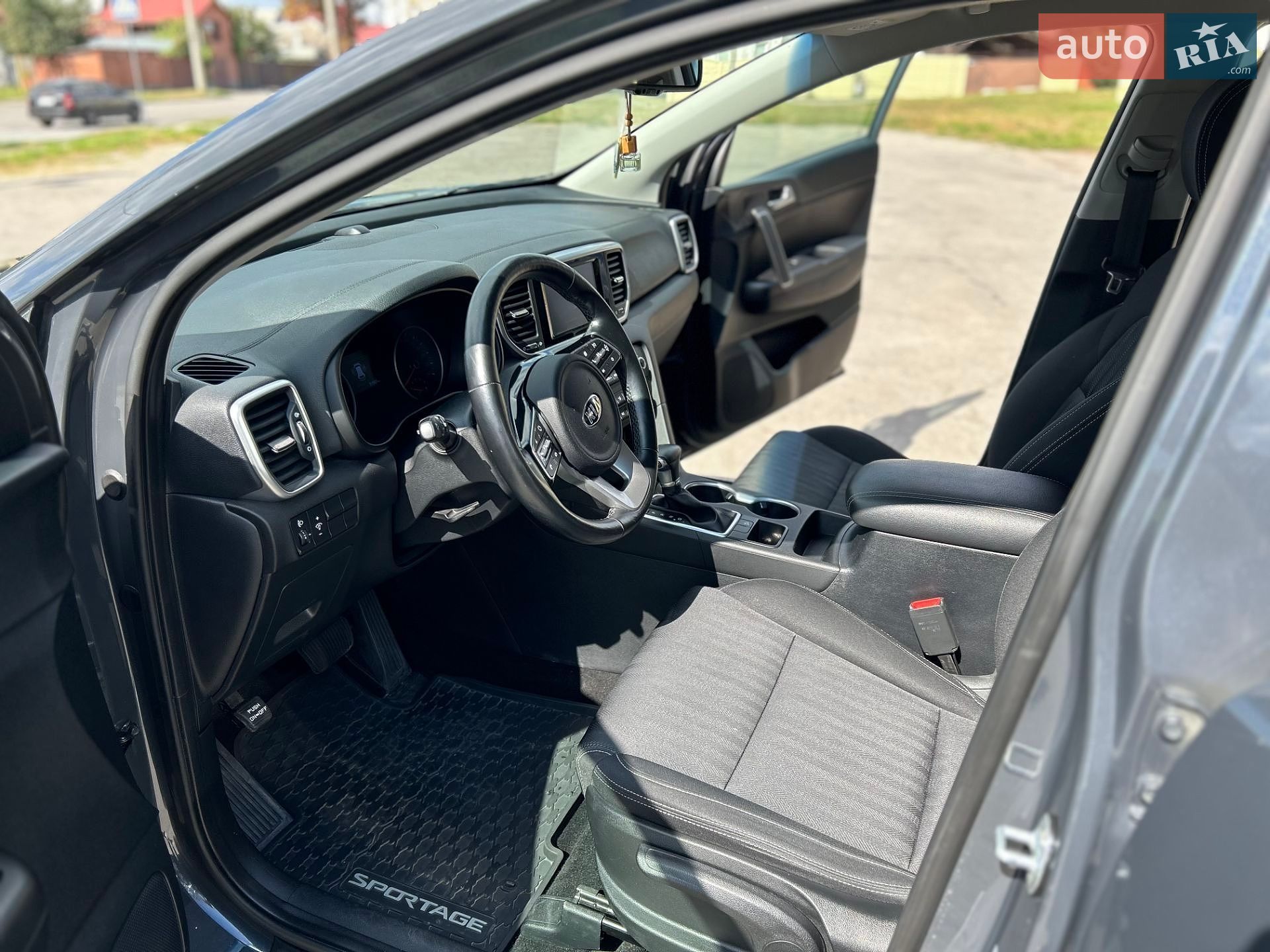 Kia Sportage 2019 VIN U5YPG814BLL783133 фото оголошення 13 з 18