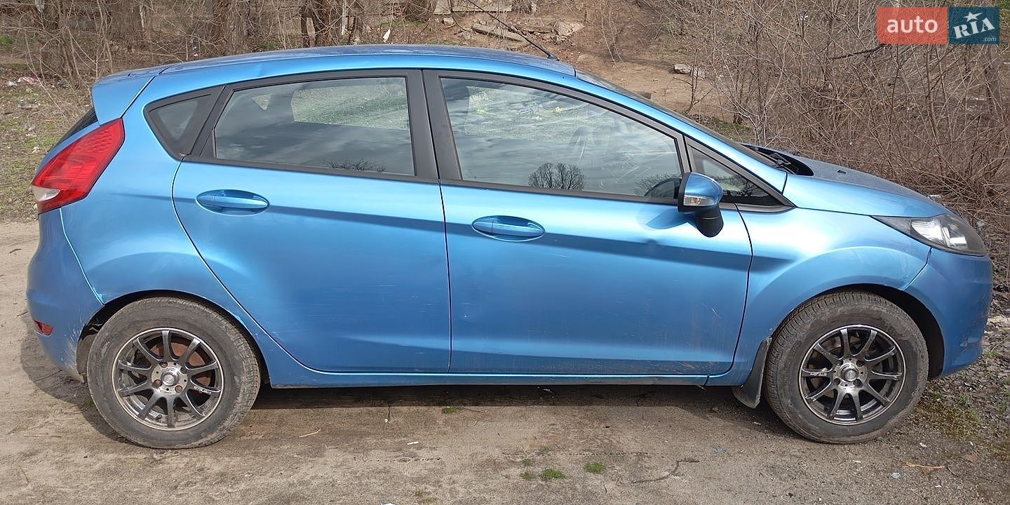 Ford Fiesta 2011 VIN WF0JXXGAJJBC04045 фото оголошення 4 з 7