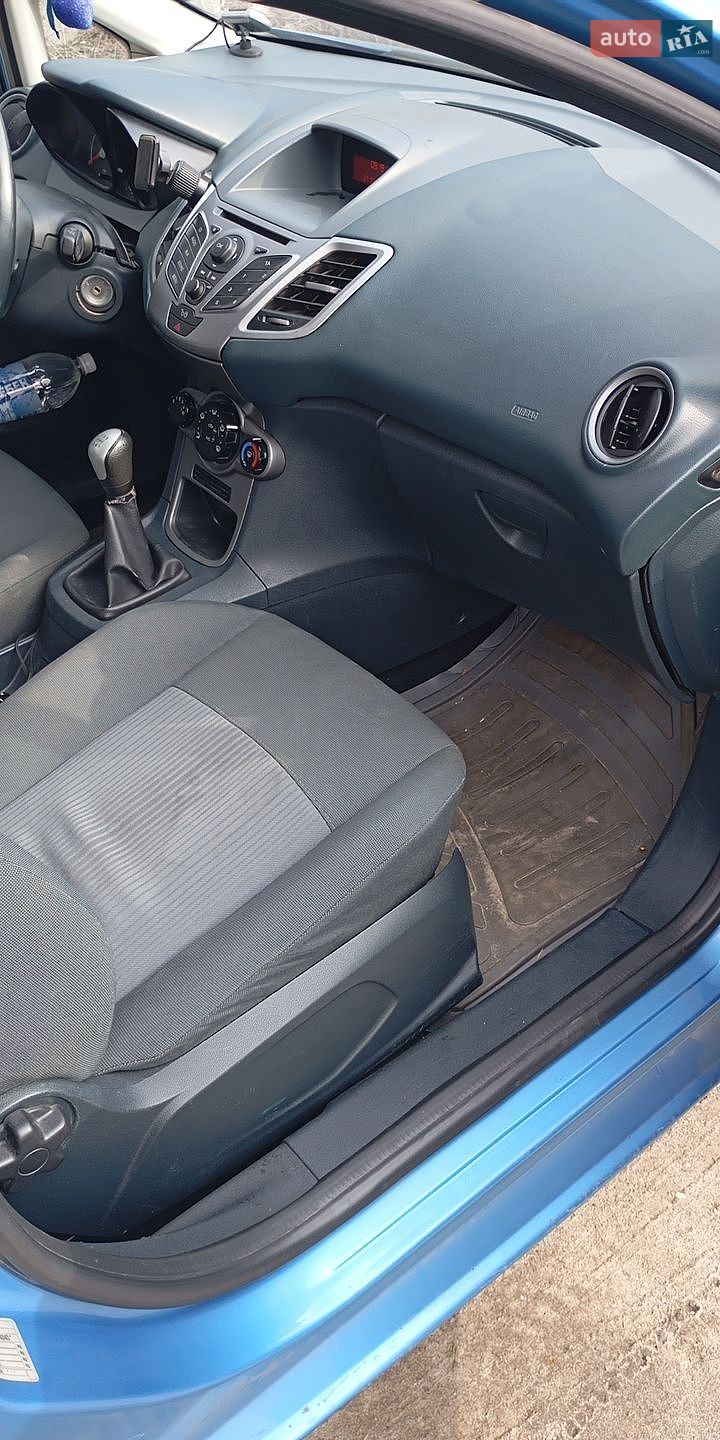 Ford Fiesta 2011 VIN WF0JXXGAJJBC04045 фото оголошення 5 з 7