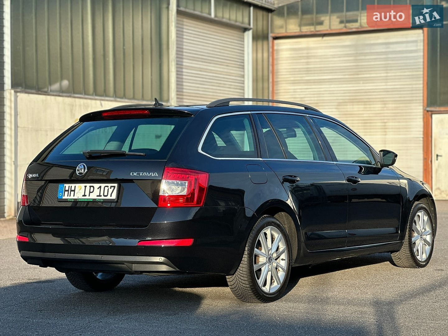 Skoda Octavia 2015 VIN TMBJJ7NE3G0053462 фото оголошення 4 з 60