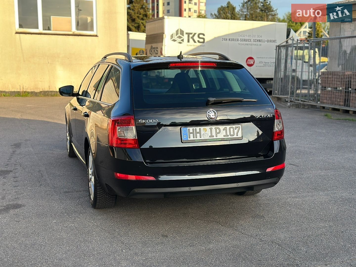 Skoda Octavia 2015 VIN TMBJJ7NE3G0053462 фото оголошення 11 з 60