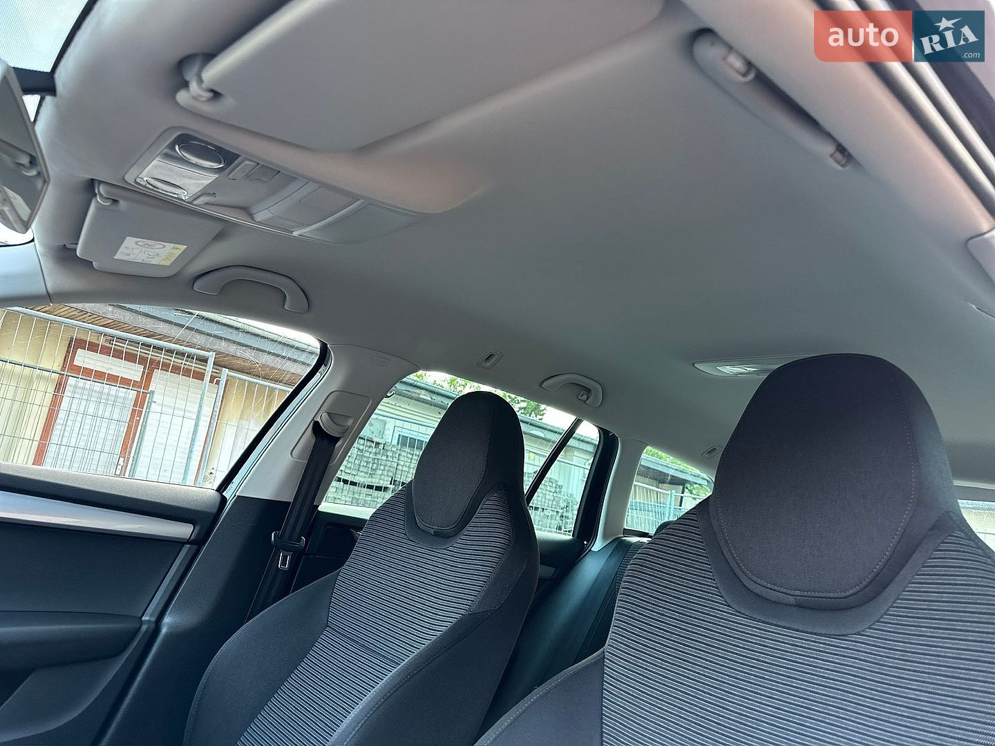 Skoda Octavia 2015 VIN TMBJJ7NE3G0053462 фото оголошення 12 з 60