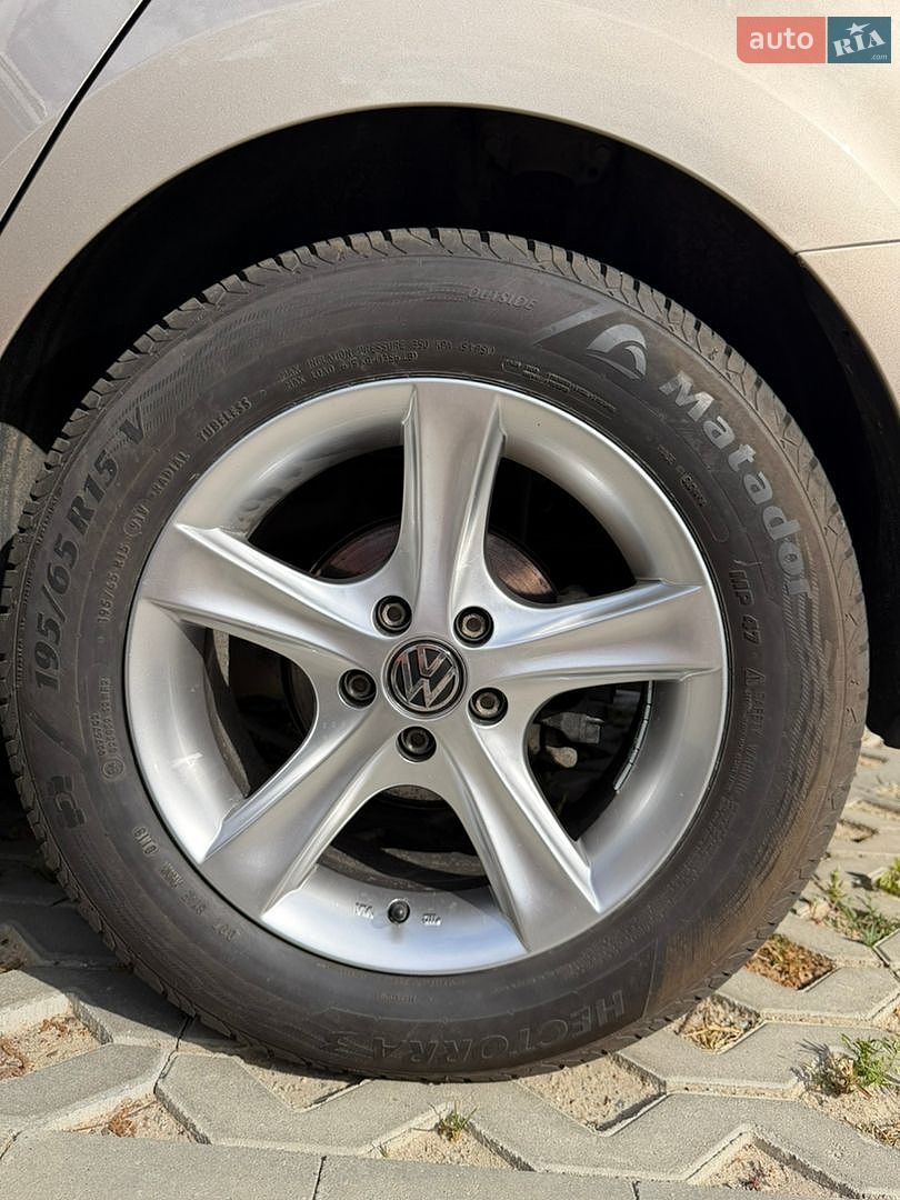 Volkswagen Polo 2016 VIN XW8ZZZ61ZGG031023 фото оголошення 43 з 44