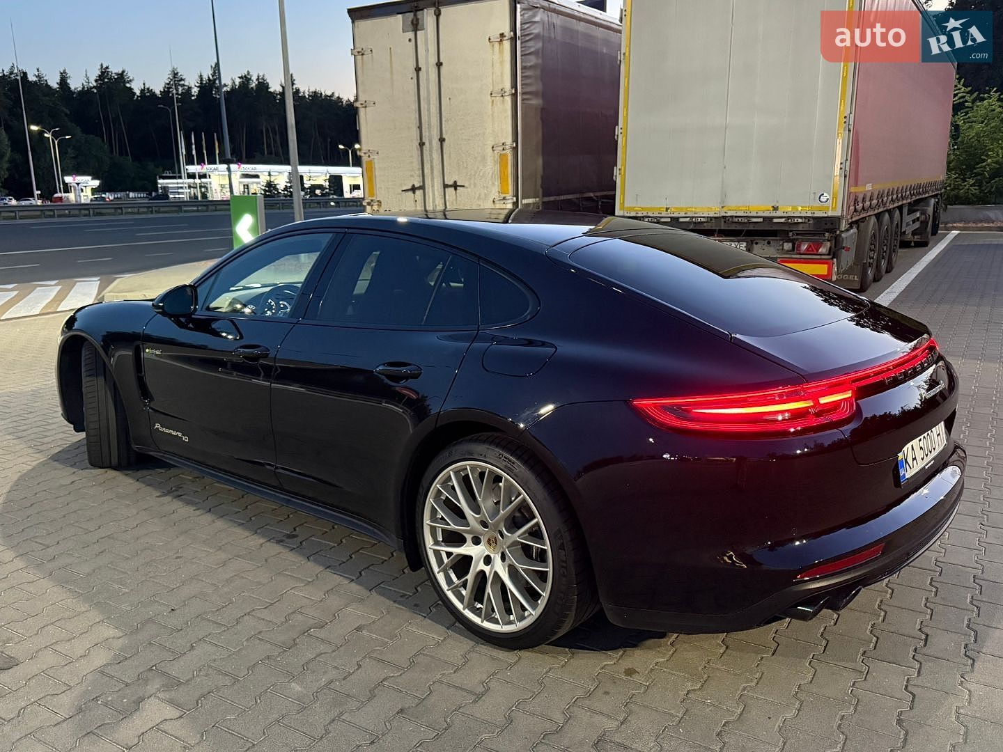 Porsche Panamera 2020 VIN WP0ZZZ97ZLL132092 фото оголошення 4 з 4