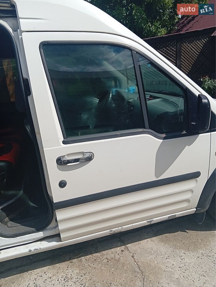 Ford Transit Connect 2004 VIN WF0UXXTTPU4A20748 фото оголошення 4 з 8