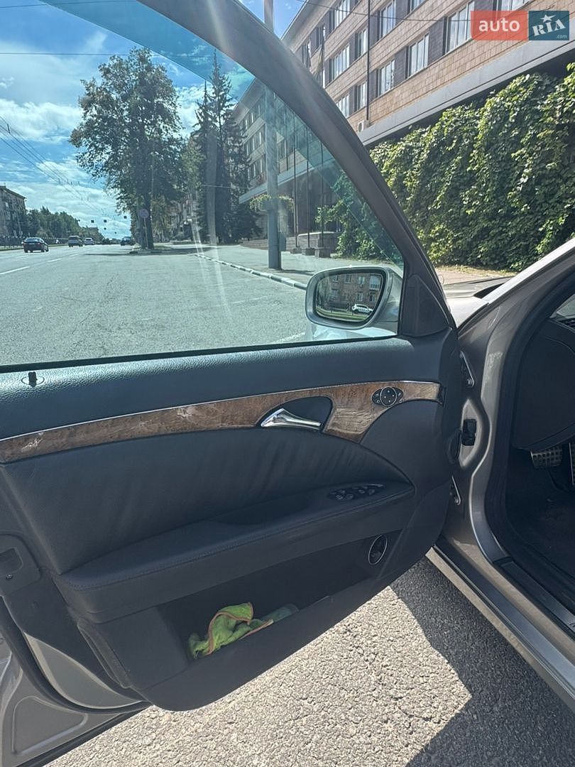 Mercedes-Benz E-Class 2005 VIN WDB2110231A748313 фото оголошення 14 з 27