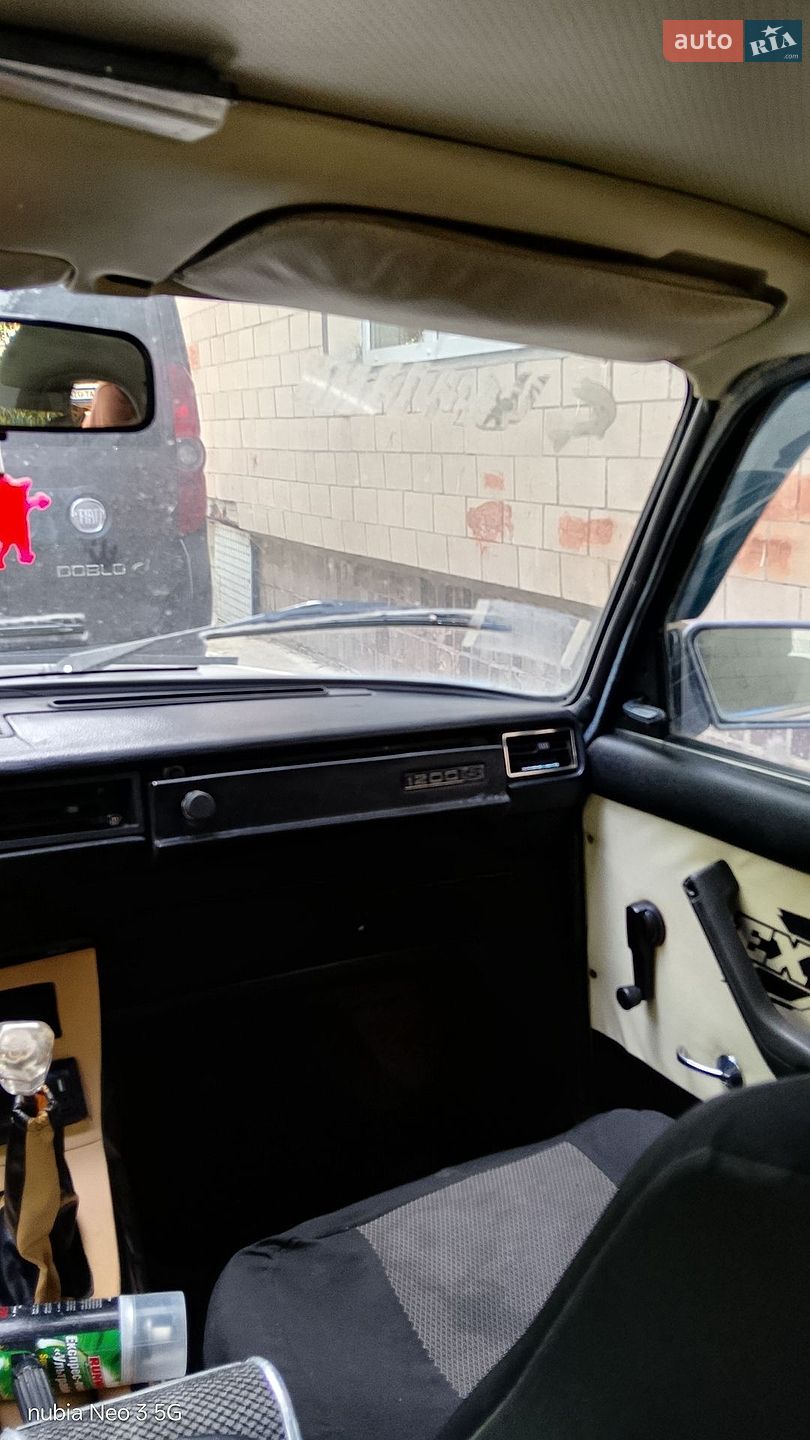 ВАЗ / Lada 2105 1983 VIN XTA210530D0327821 фото оголошення 6 з 8