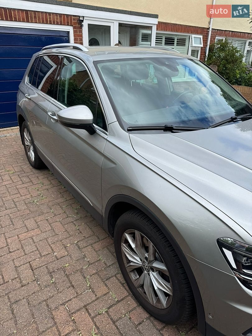 Volkswagen Tiguan 2019 VIN WVGZZZ5NZKW859890 фото оголошення 4 з 18