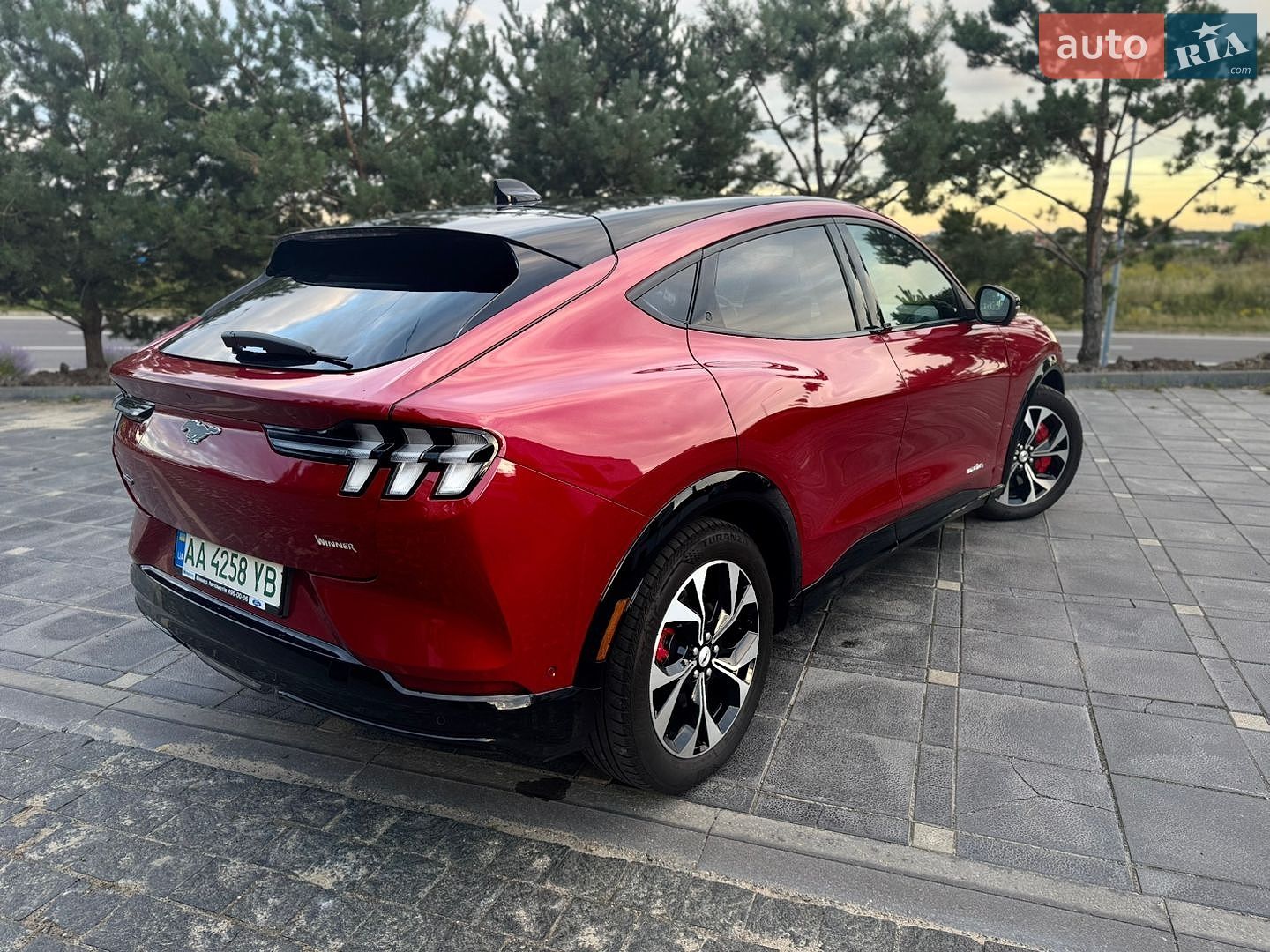 Ford Mustang Mach-E 2023 VIN WF0TK3SS8PMA47724 фото оголошення 5 з 35