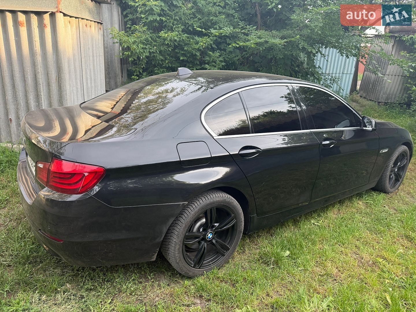 BMW 5 Series 2011 VIN WBAFW11040C664682 фото оголошення 4 з 19