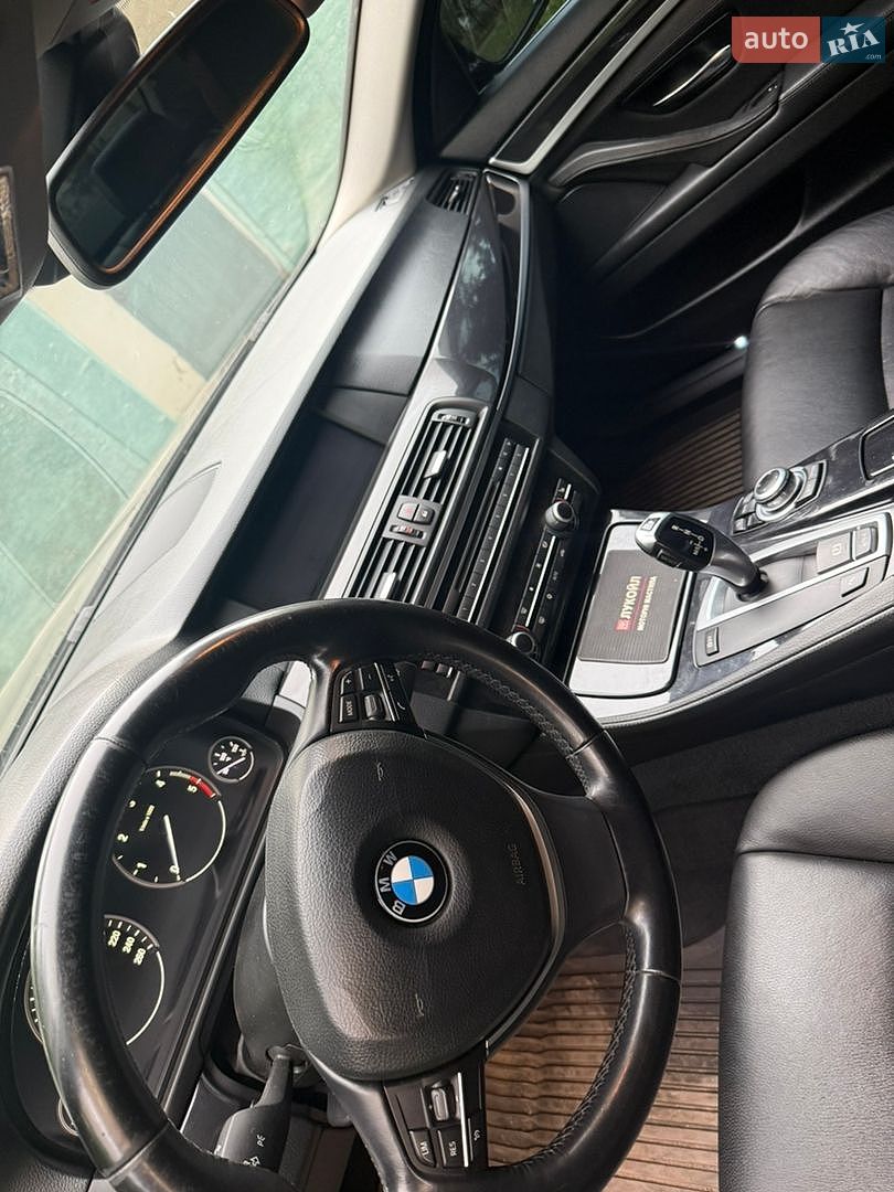 BMW 5 Series 2011 VIN WBAFW11040C664682 фото оголошення 17 з 19