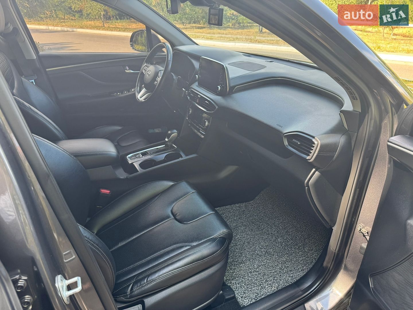 Hyundai Santa FE 2019 VIN KMHS281BBKU155591 фото оголошення 35 з 75