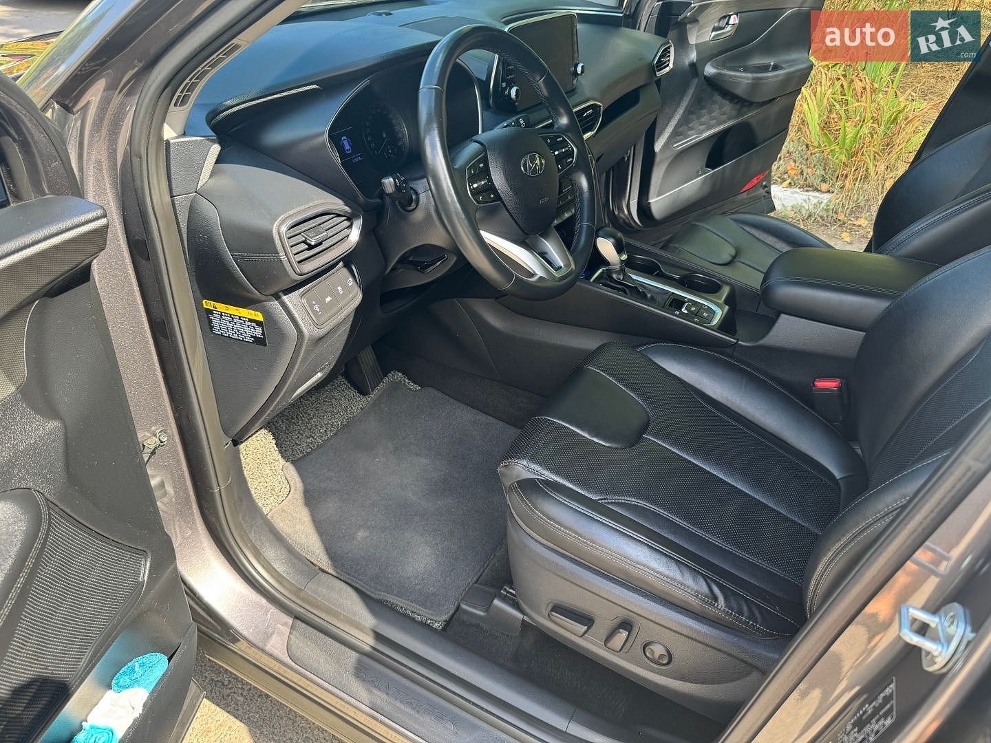 Hyundai Santa FE 2019 VIN KMHS281BBKU155591 фото оголошення 42 з 75