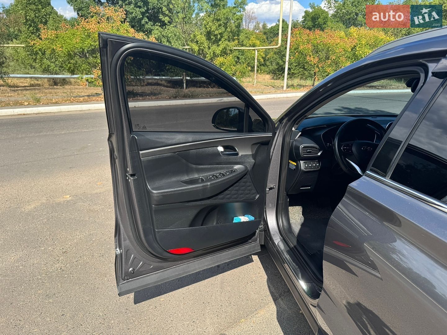 Hyundai Santa FE 2019 VIN KMHS281BBKU155591 фото оголошення 43 з 75