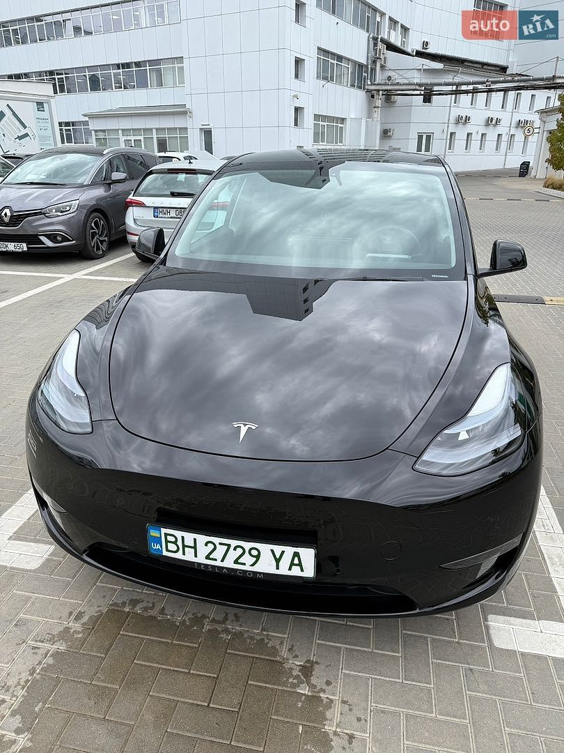 Tesla Model Y 2022 VIN LRWYGCEK5NC464205 фото оголошення 4 з 15