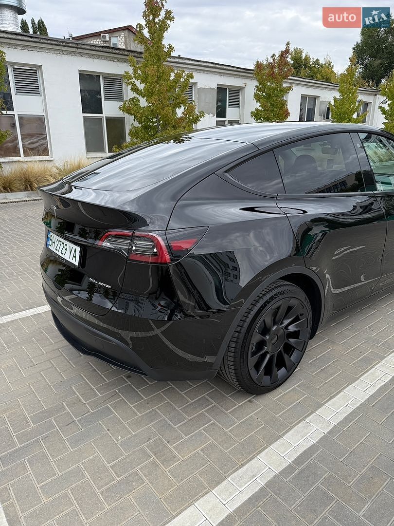Tesla Model Y 2022 VIN LRWYGCEK5NC464205 фото оголошення 7 з 15