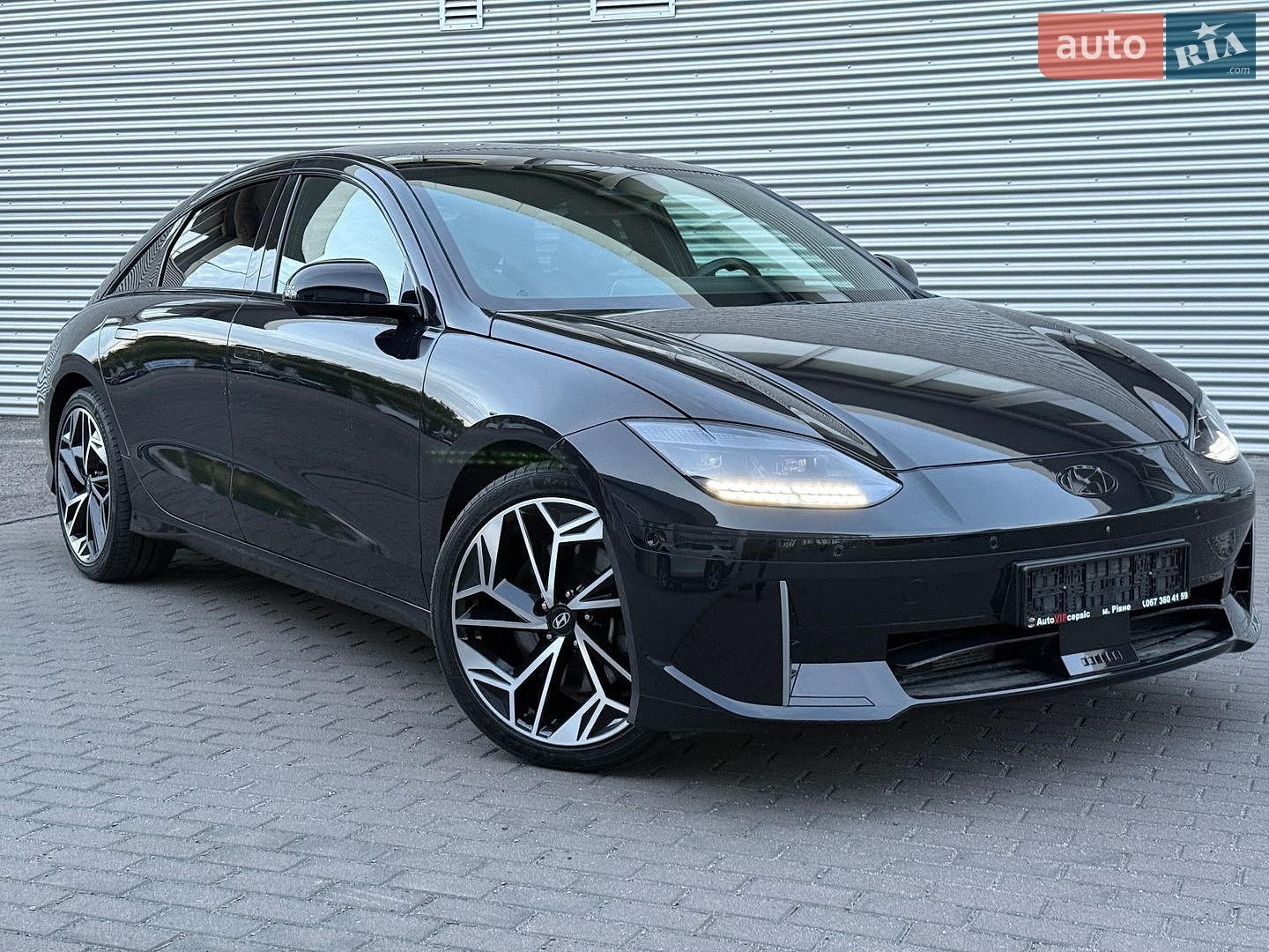 Hyundai Ioniq 6 2024 VIN KMHM541C6PA023656 фото оголошення 4 з 81