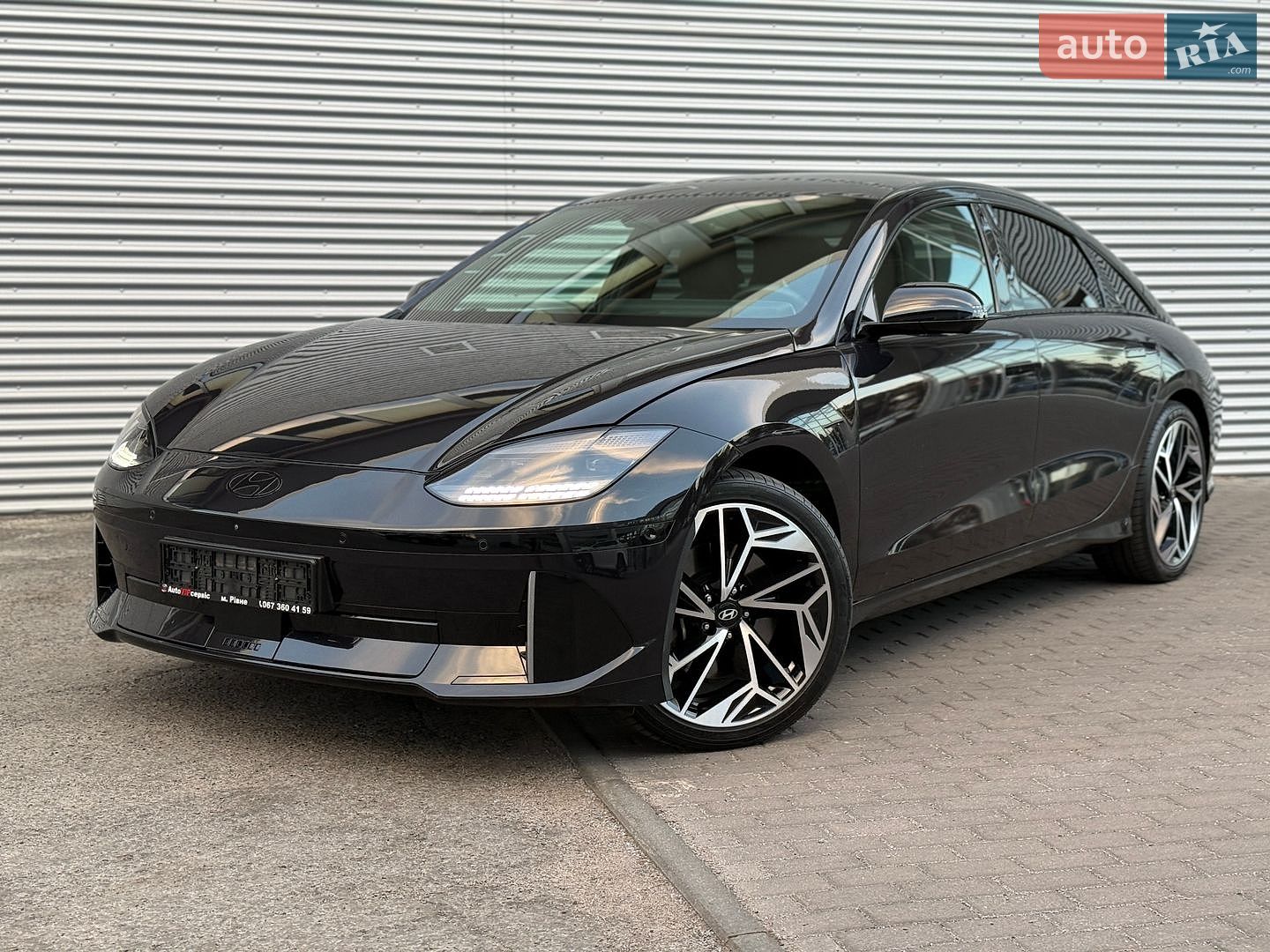 Hyundai Ioniq 6 2024 VIN KMHM541C6PA023656 фото оголошення 10 з 81