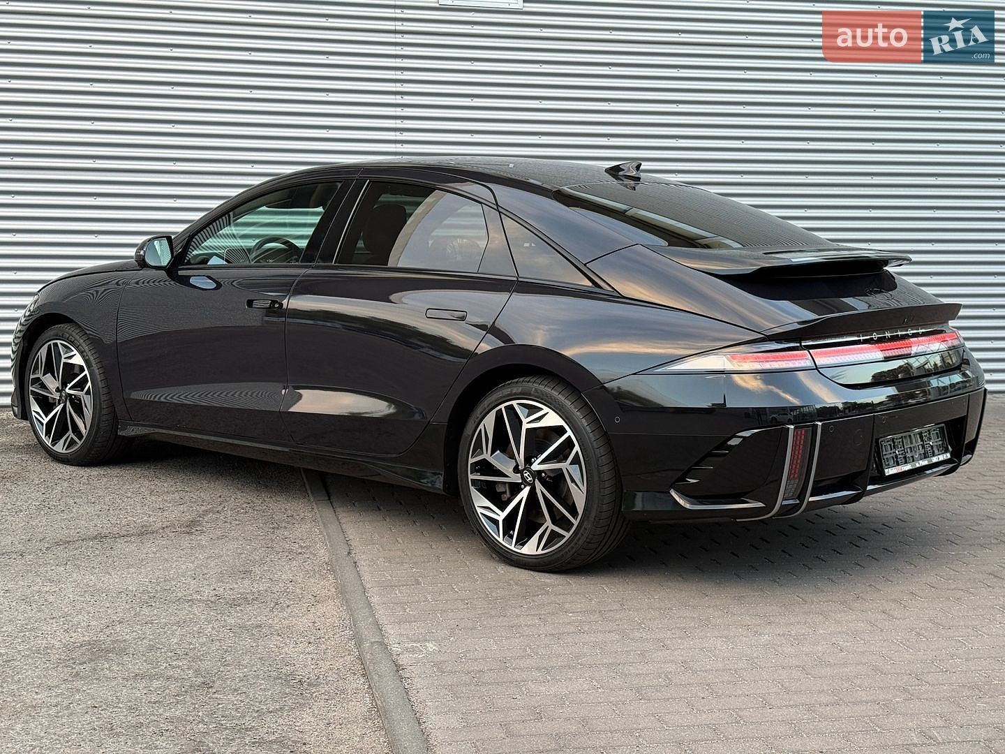 Hyundai Ioniq 6 2024 VIN KMHM541C6PA023656 фото оголошення 24 з 81