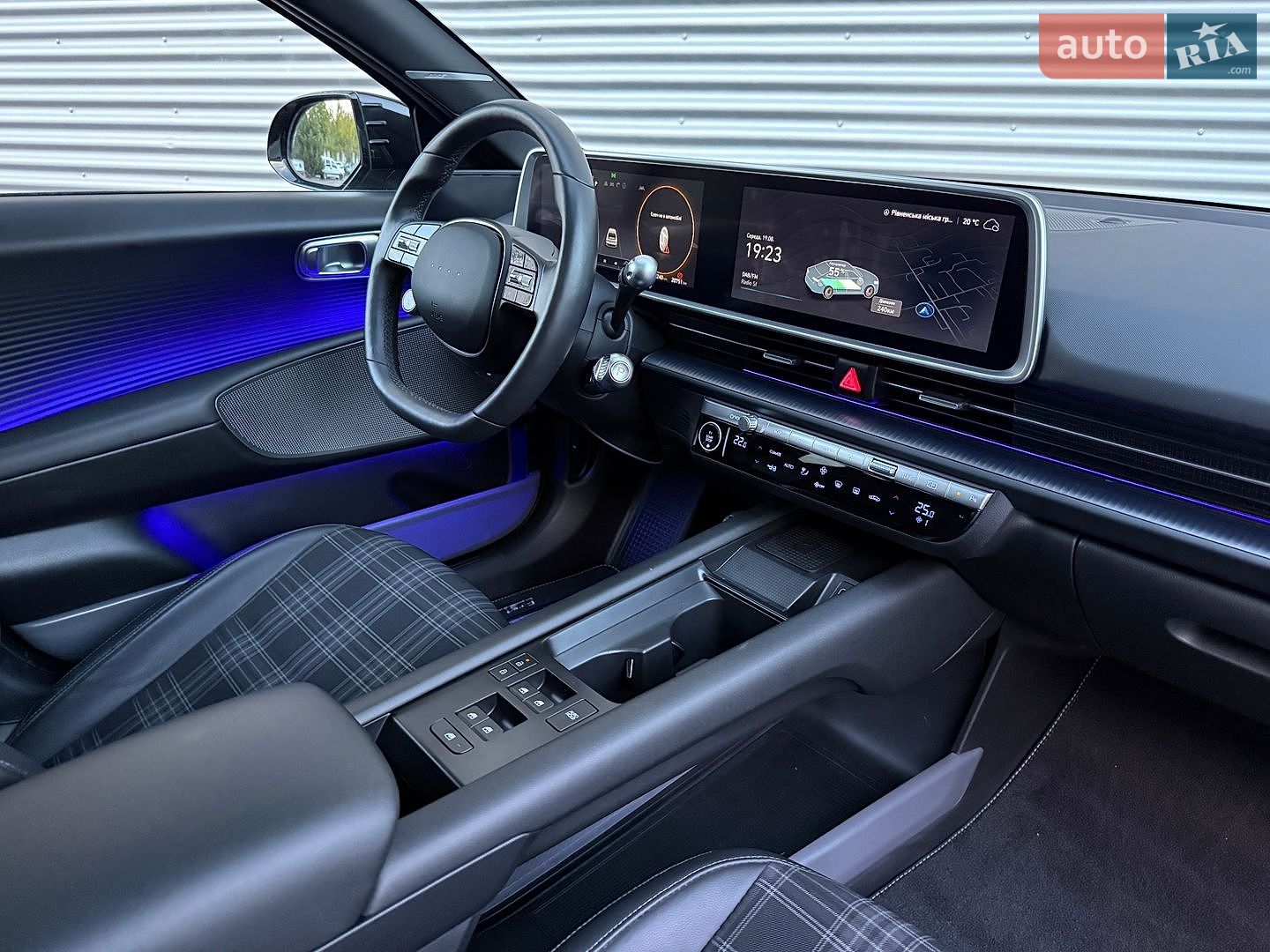 Hyundai Ioniq 6 2024 VIN KMHM541C6PA023656 фото оголошення 81 з 81