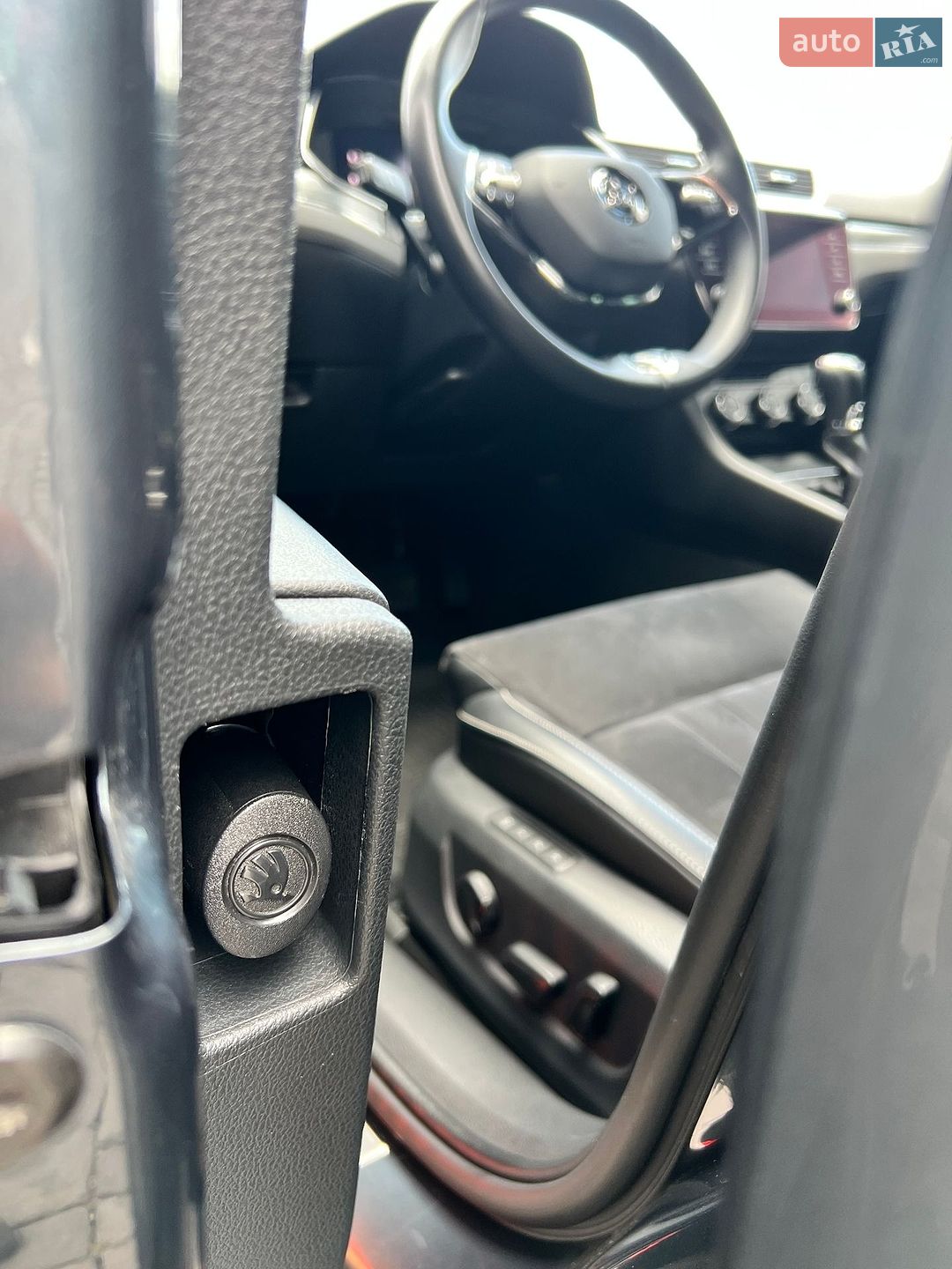 Skoda Superb 2021 VIN TMBAM8NP9NB300001 фото оголошення 12 з 29