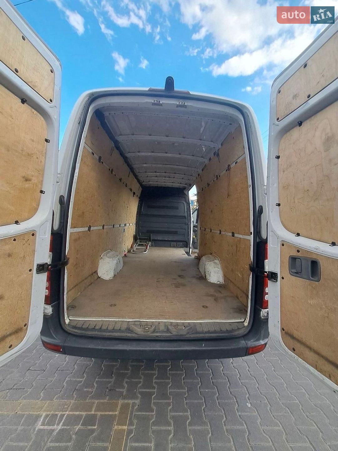 Mercedes-Benz Sprinter 2017 VIN WDB9066351P521176 фото оголошення 25 з 32