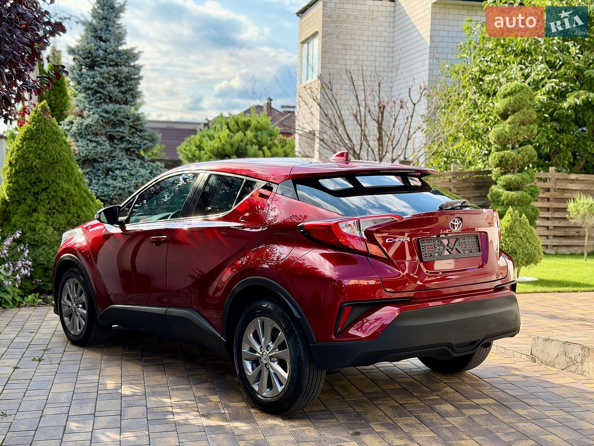 Toyota C-HR 2019 VIN NMTKHMBX6KR074704 фото оголошення 20 з 56
