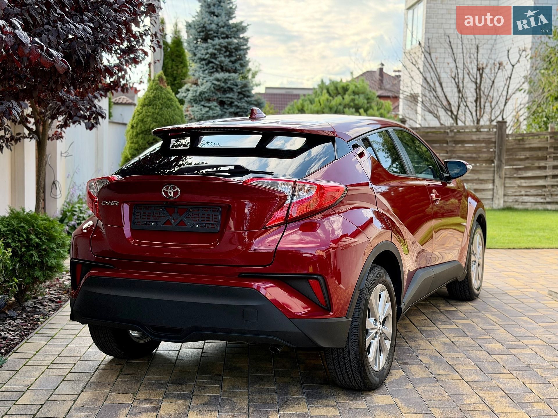 Toyota C-HR 2019 VIN NMTKHMBX6KR074704 фото оголошення 28 з 56