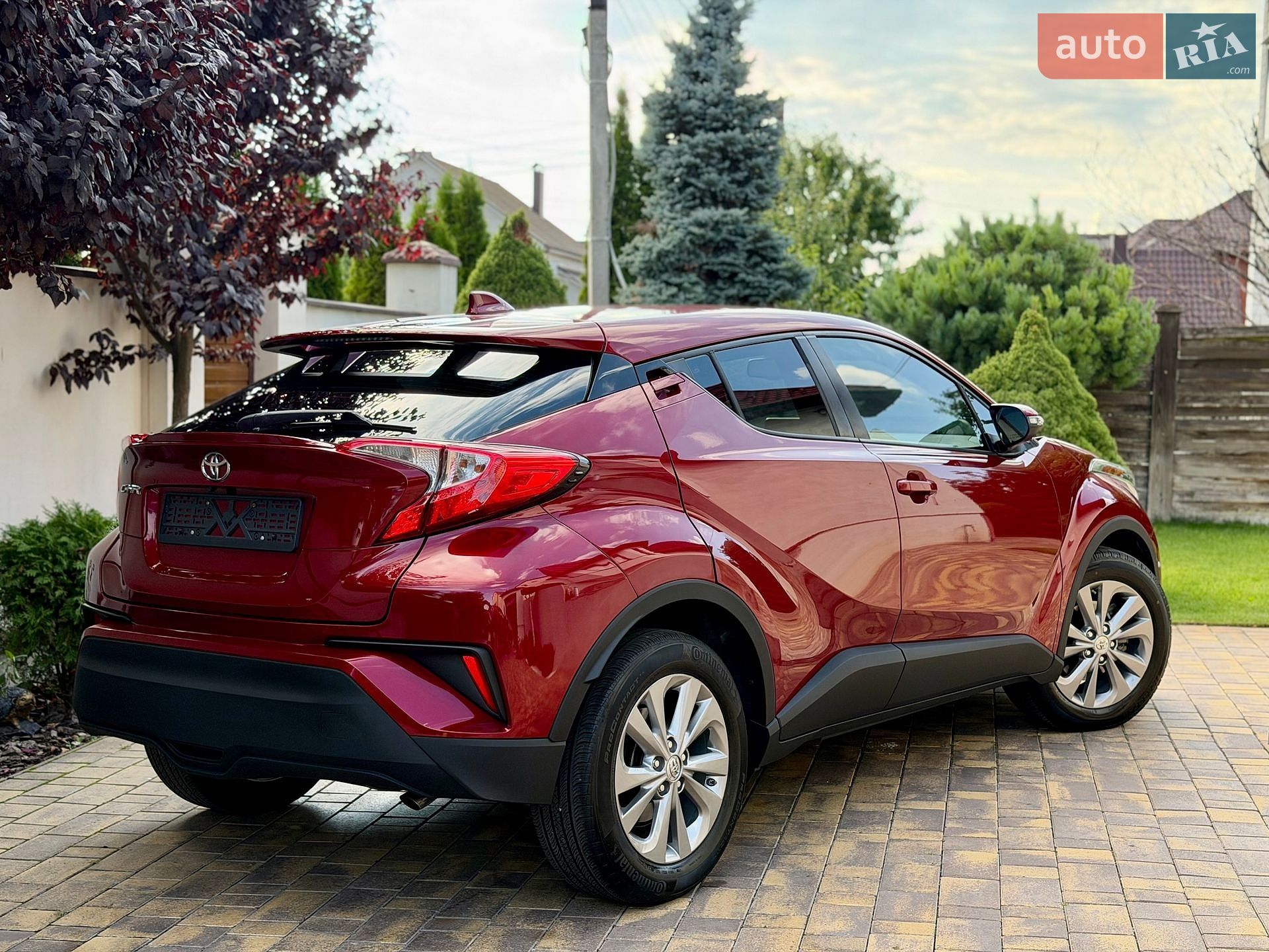 Toyota C-HR 2019 VIN NMTKHMBX6KR074704 фото оголошення 31 з 56