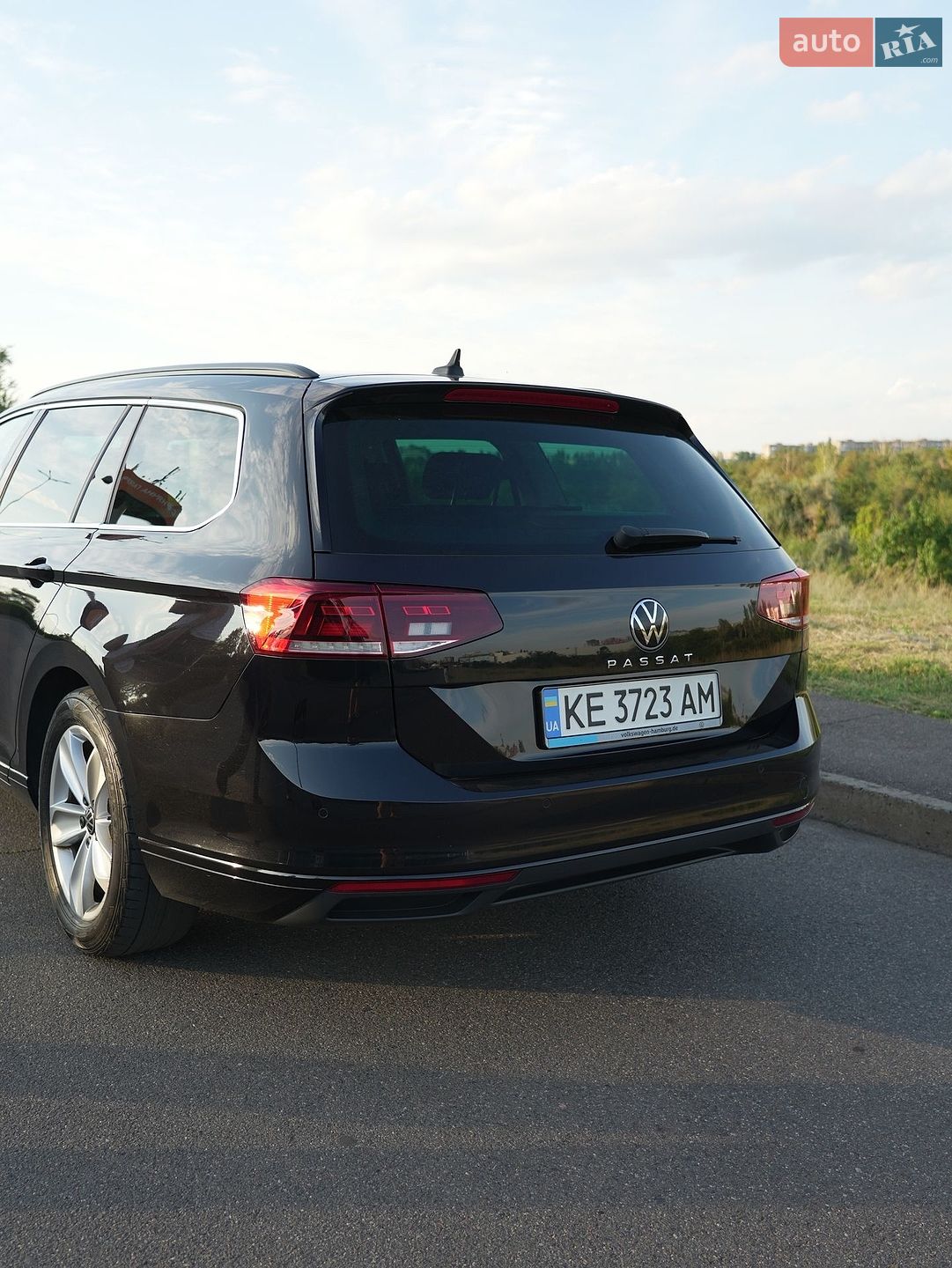 Volkswagen Passat 2021 VIN WVWZZZ3CZME067289 фото оголошення 10 з 63