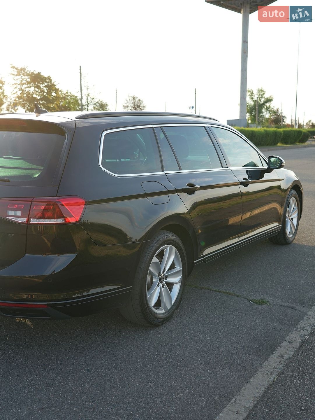 Volkswagen Passat 2021 VIN WVWZZZ3CZME067289 фото оголошення 13 з 63