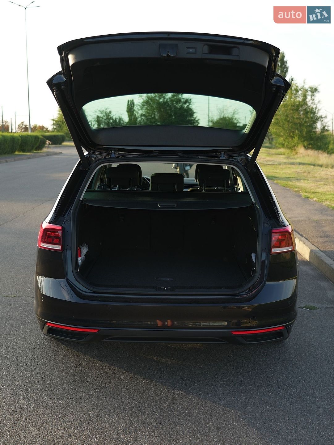 Volkswagen Passat 2021 VIN WVWZZZ3CZME067289 фото оголошення 17 з 63