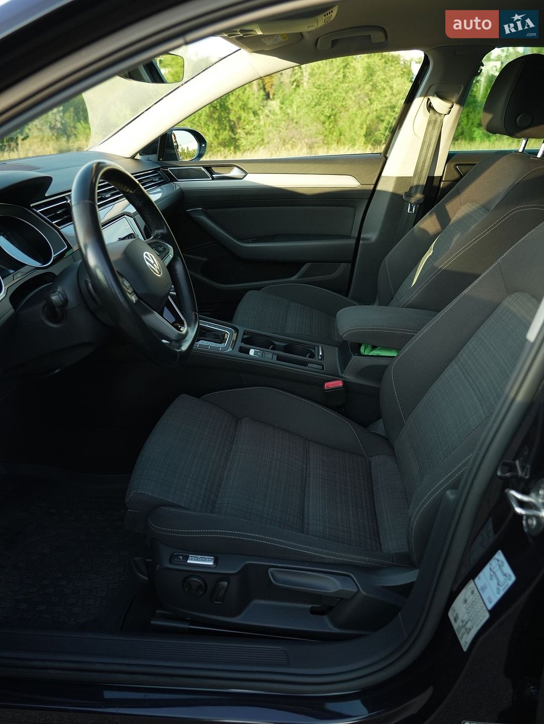 Volkswagen Passat 2021 VIN WVWZZZ3CZME067289 фото оголошення 31 з 63
