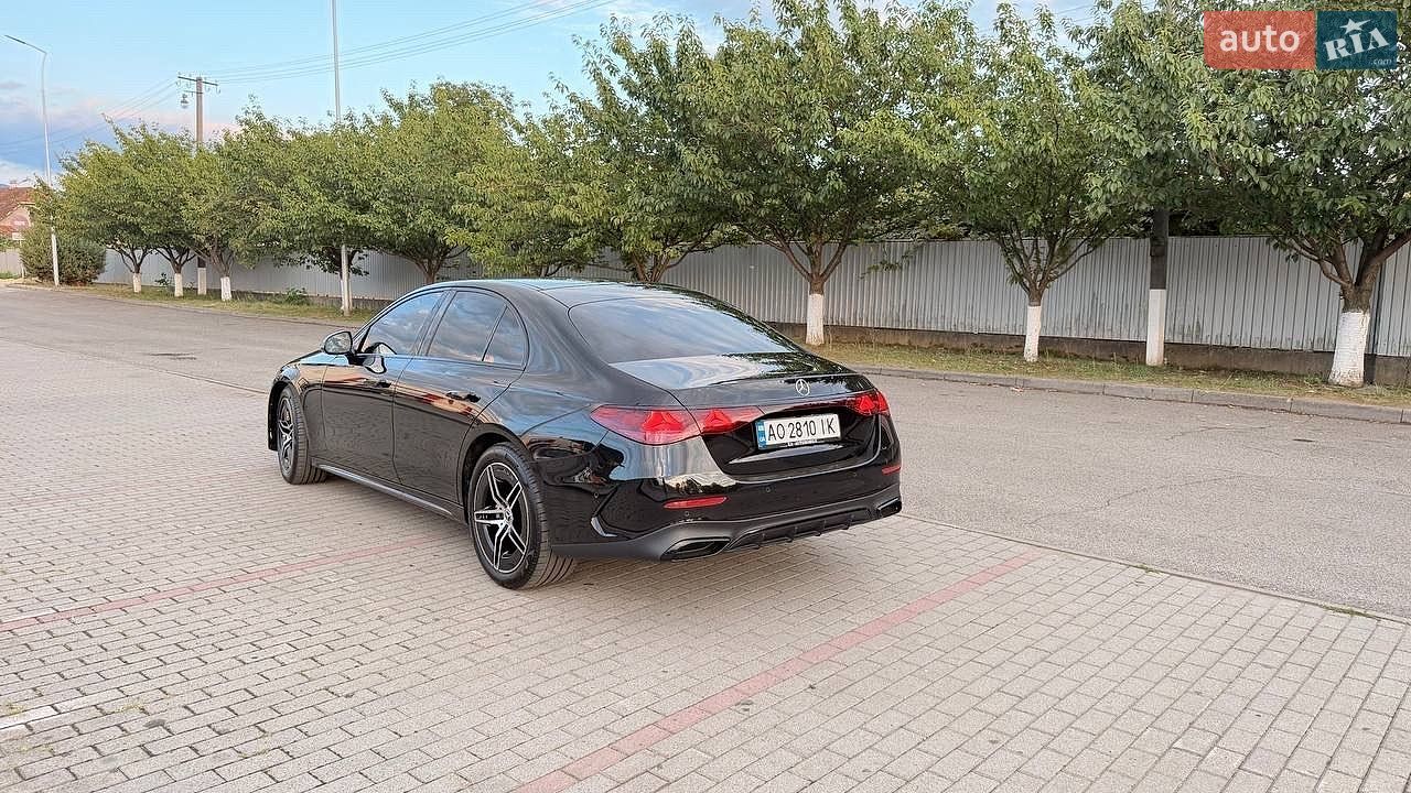 Mercedes-Benz E-Class 2023 VIN W1KLF0EB3RA016907 фото оголошення 23 з 49