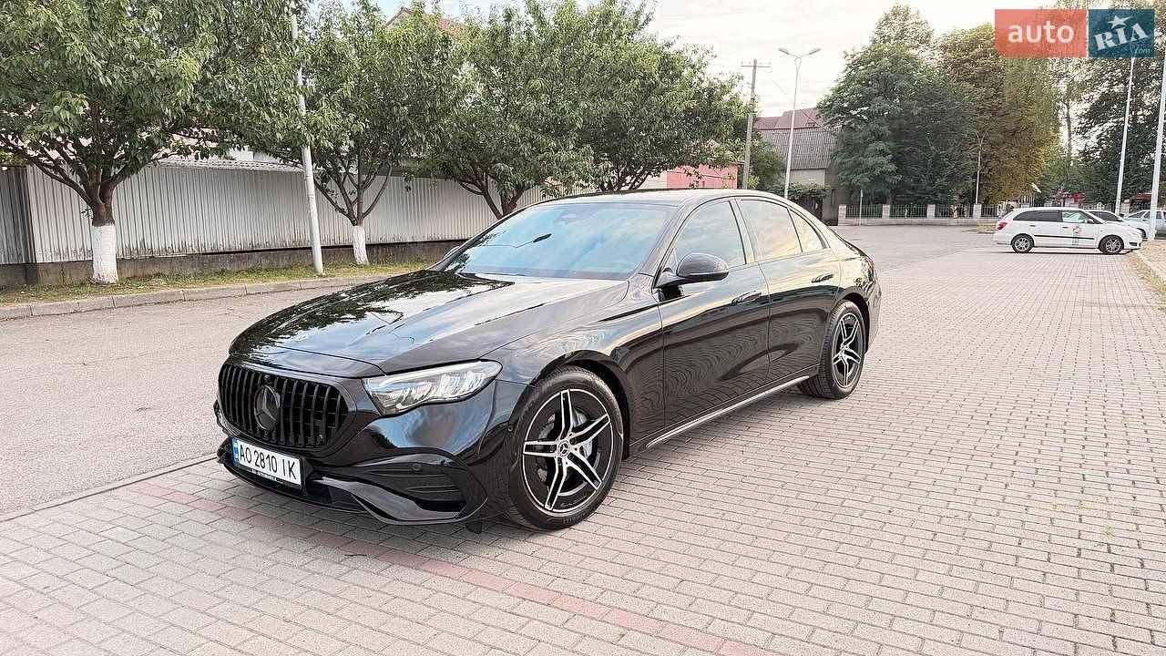 Mercedes-Benz E-Class 2023 VIN W1KLF0EB3RA016907 фото оголошення 17 з 49