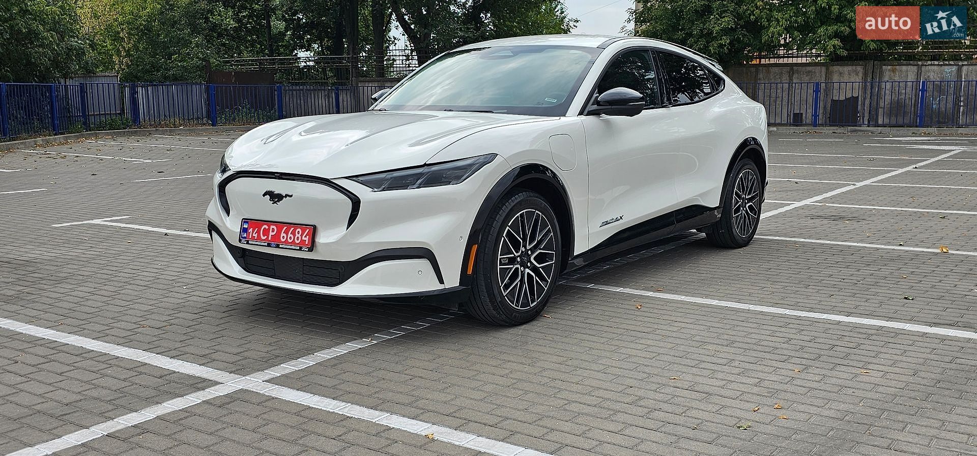Ford Mustang Mach-E 2024 VIN 3FMTK3SU1RMA04749 фото оголошення 16 з 111
