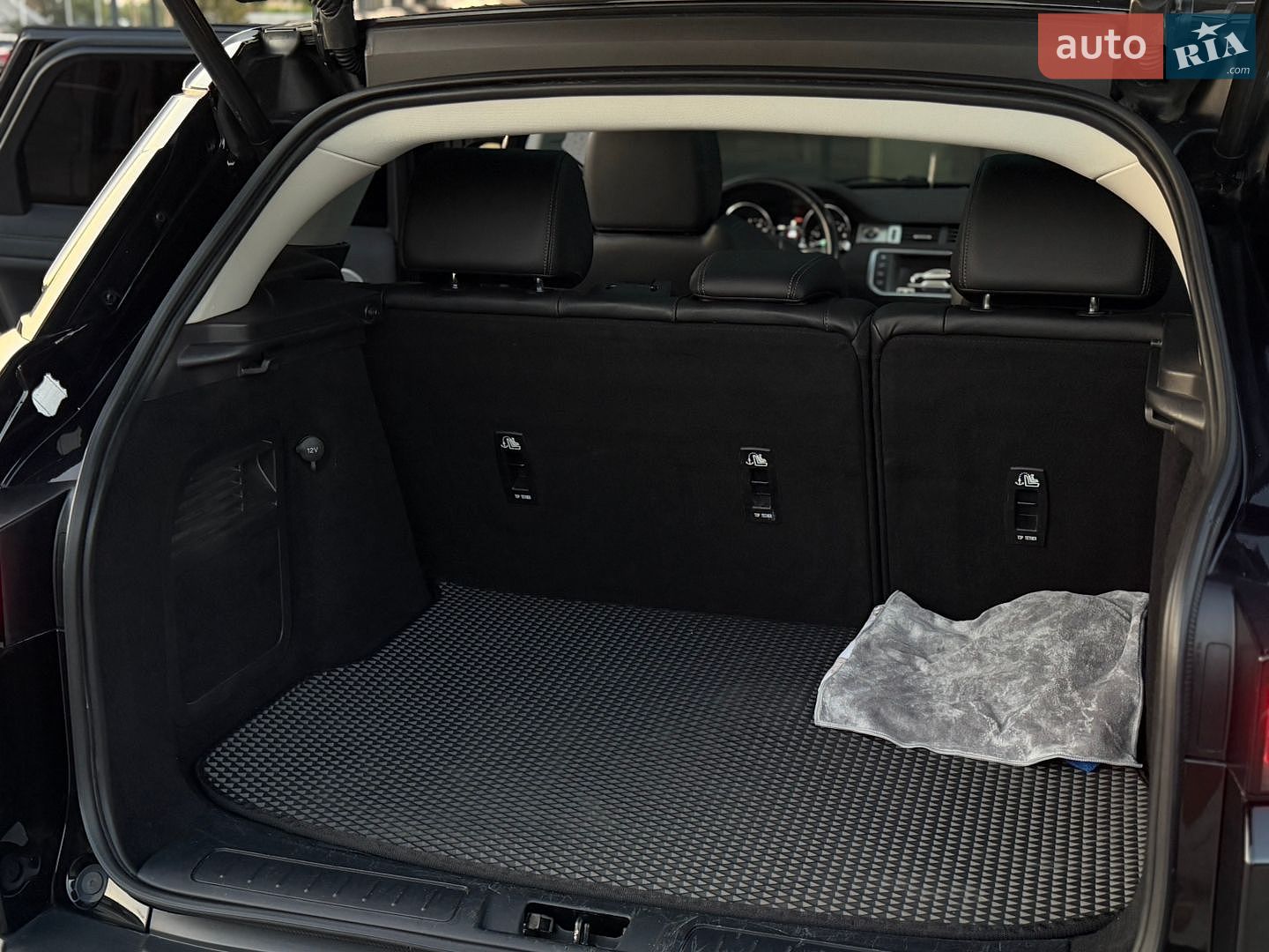 Land Rover Range Rover Evoque 2015 VIN SALVP2BG9GH111528 фото оголошення 60 з 70
