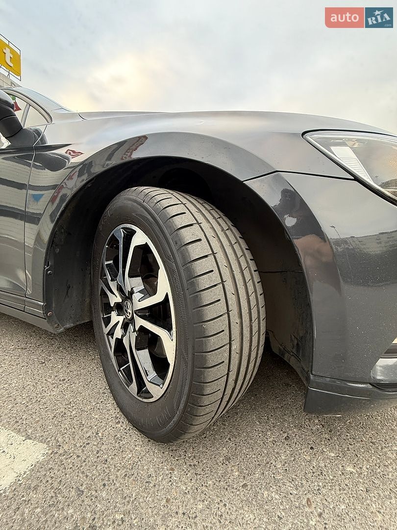 Volkswagen Passat 2014 VIN WVWZZZ3CZFP406801 фото оголошення 19 з 31