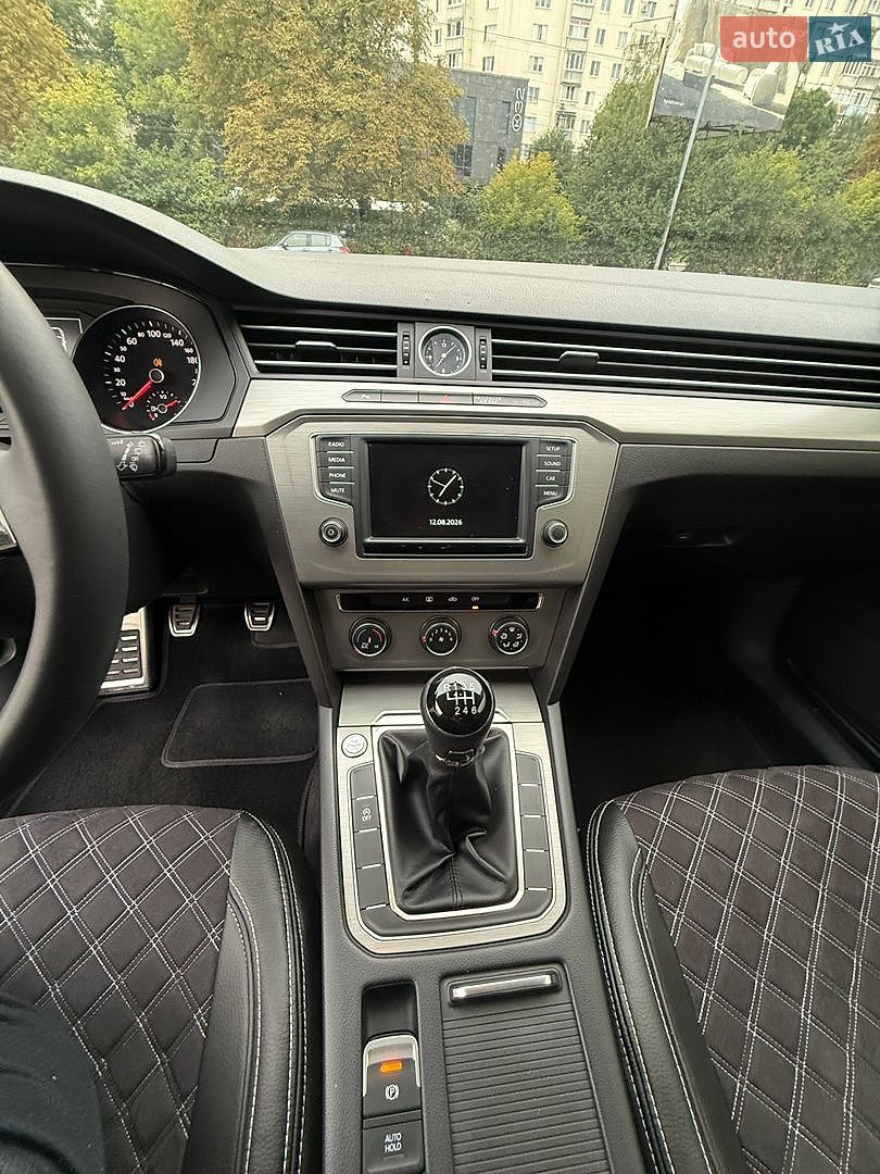 Volkswagen Passat 2014 VIN WVWZZZ3CZFP406801 фото оголошення 17 з 31