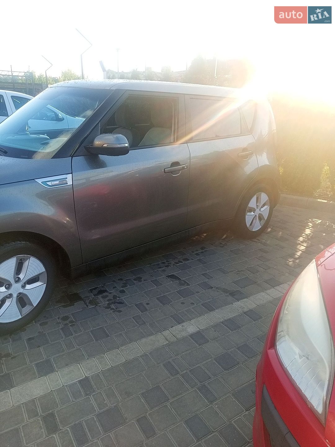 Kia Soul 2016 VIN KNDJP3AE4G7012861 фото оголошення 2 з 12