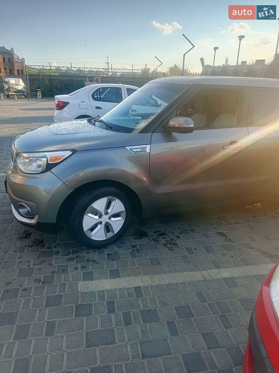 Kia Soul 2016 VIN KNDJP3AE4G7012861 фото оголошення 5 з 12