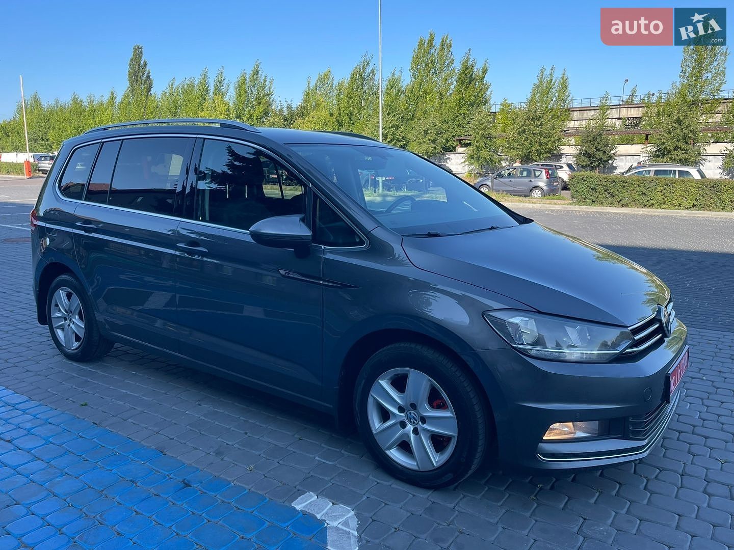 Volkswagen Touran 2016 VIN WVGZZZ1TZHW017804 фото оголошення 14 з 43