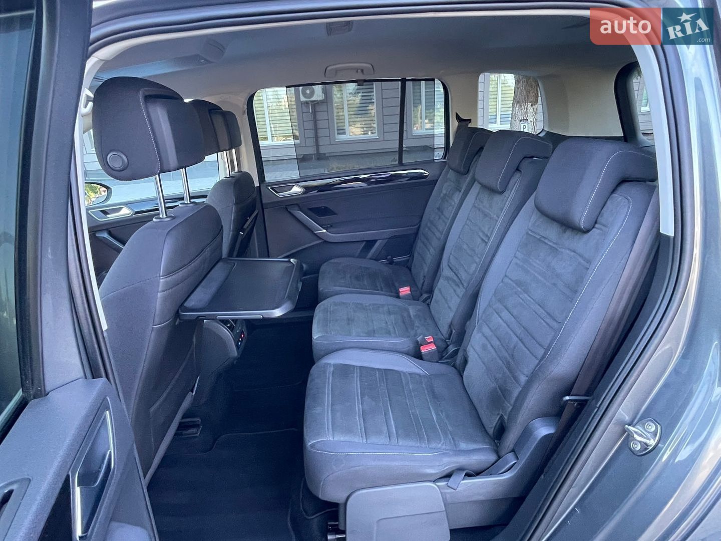 Volkswagen Touran 2016 VIN WVGZZZ1TZHW017804 фото оголошення 27 з 43