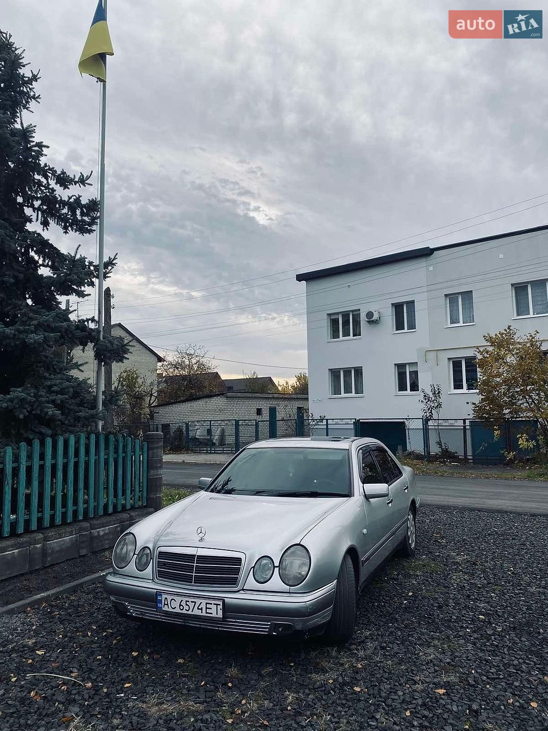 Mercedes-Benz E-Class 1999 VIN WDB2100071A927614 фото оголошення 8 з 19