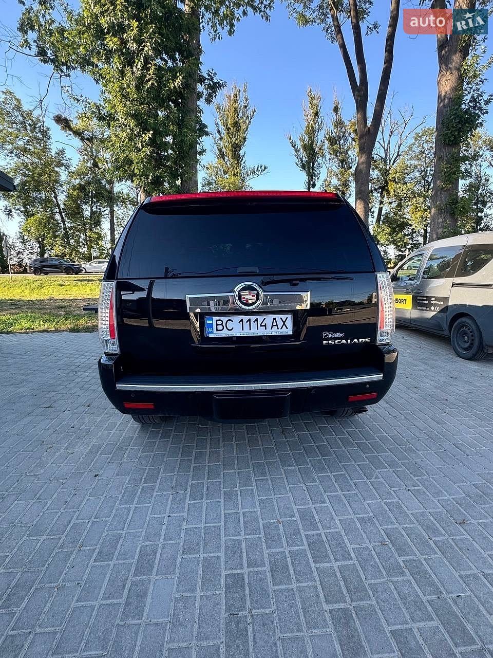 Cadillac Escalade 2008 VIN 1GYFK638X8R219929 фото оголошення 8 з 9