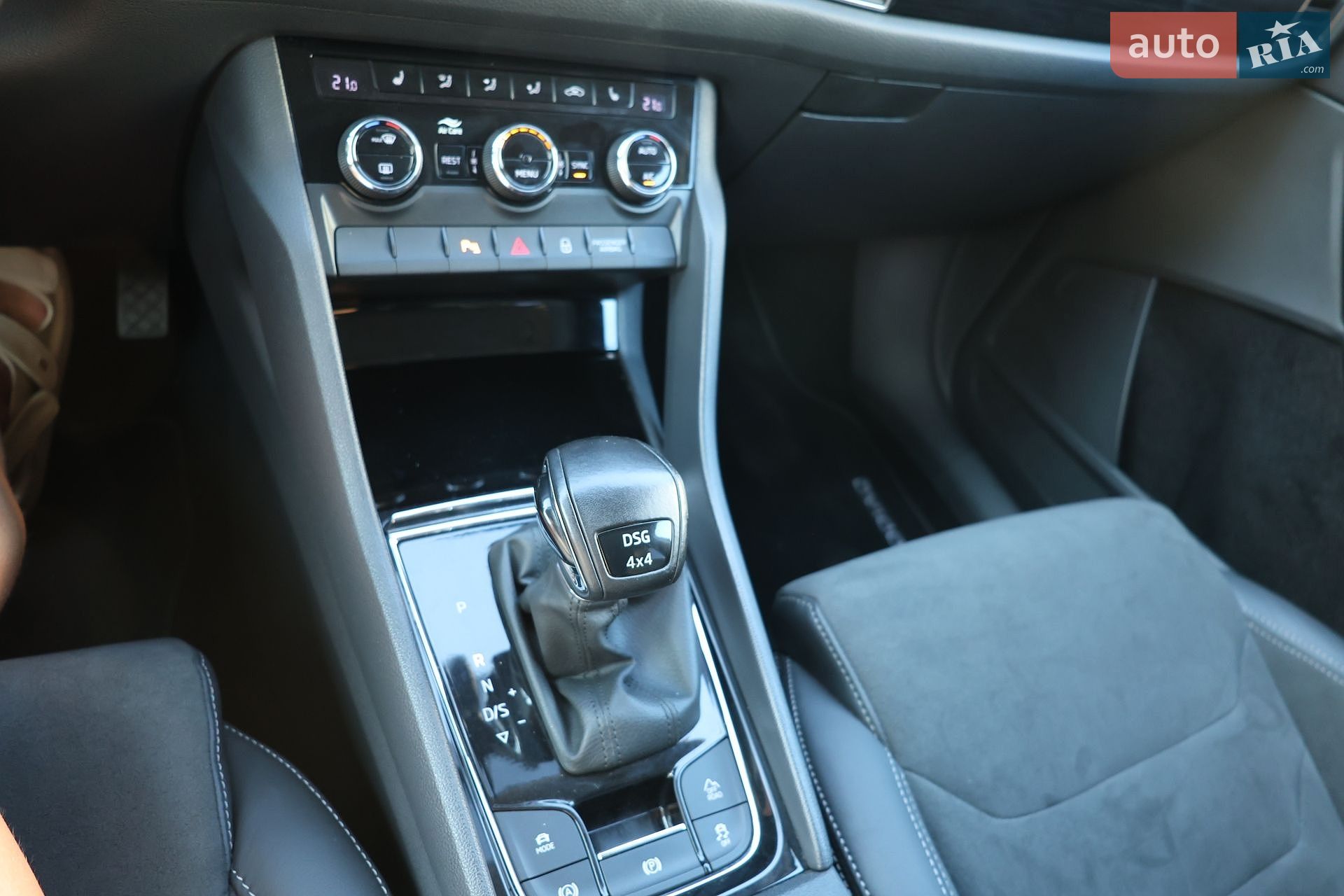 Skoda Kodiaq 2021 VIN TMBLD6NS6MB401111 фото оголошення 16 з 24