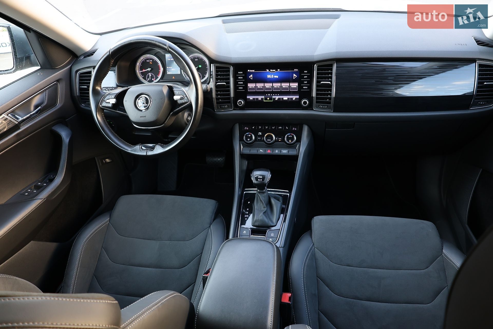 Skoda Kodiaq 2021 VIN TMBLD6NS6MB401111 фото оголошення 9 з 24