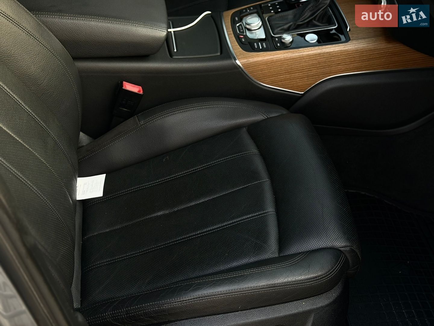 Audi A6 2015 VIN WAUZZZ4G2GN096815 фото оголошення 27 з 45