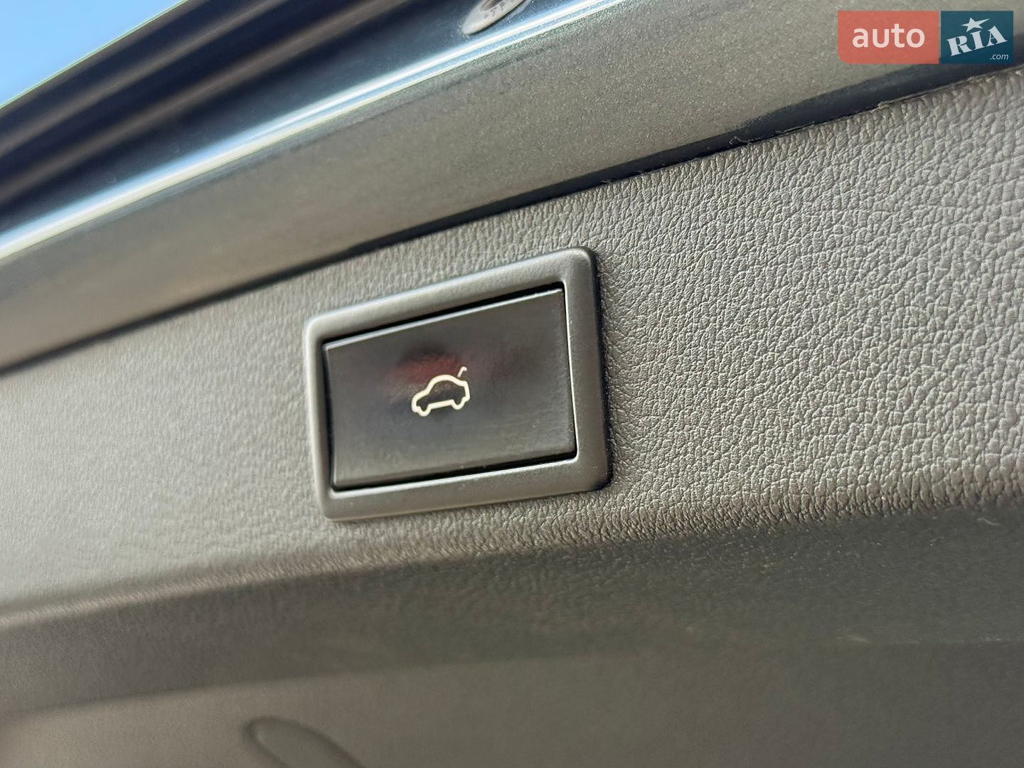 Skoda Octavia 2020 VIN TMBJJ7NEXL0151611 фото оголошення 39 з 89