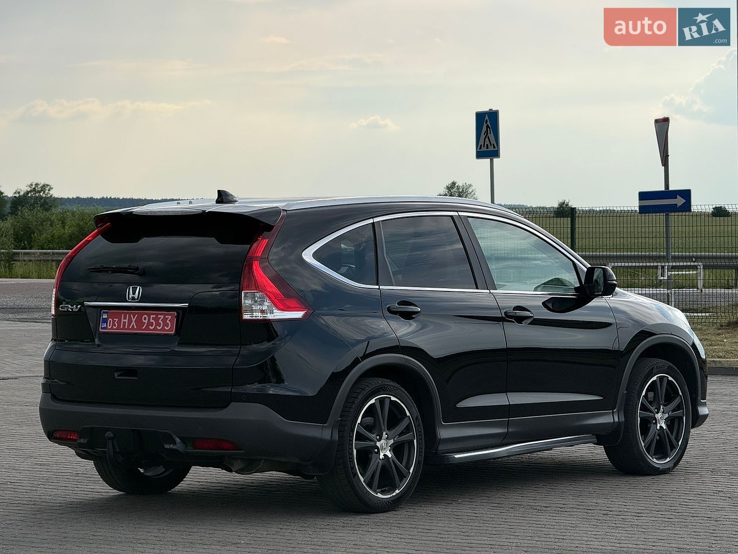 Honda CR-V 2014 VIN SHSRE6890EU009250 фото оголошення 6 з 51